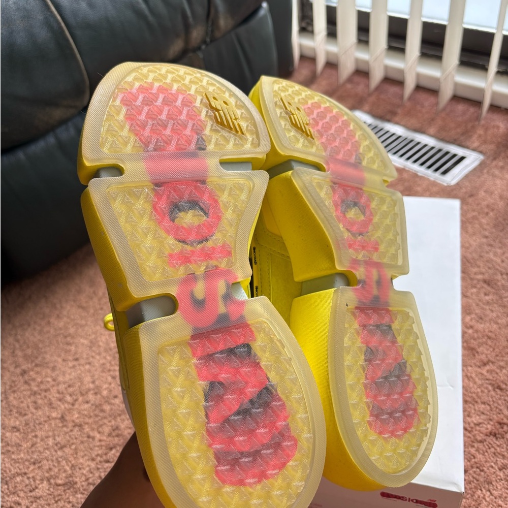 New Balance Vision Racers Yellow Sneakers - Picture 8 of 9